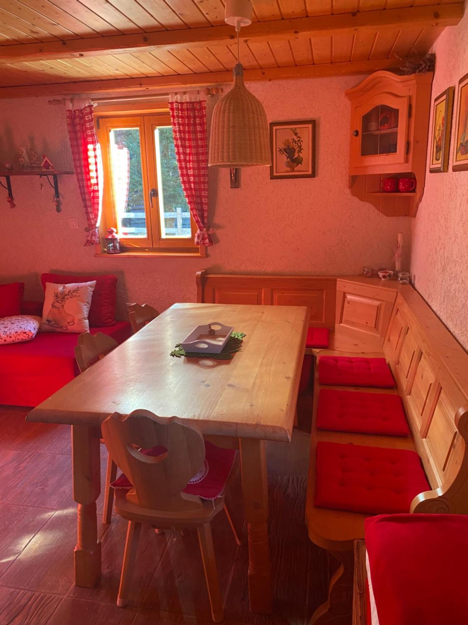 Cosy Chalet On Pokljuka - Brunarica Tinkara Згорнье-Горье Экстерьер фото